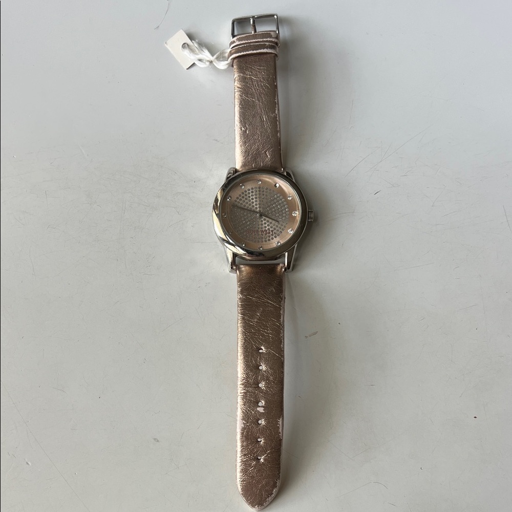 Nine West 1489 Women's Metallic Leather Strap Watch Stainless Steel Back